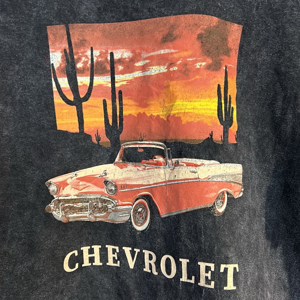 GM Chevrolet Distressed Cropped Tshirt - Picture 3 of 7